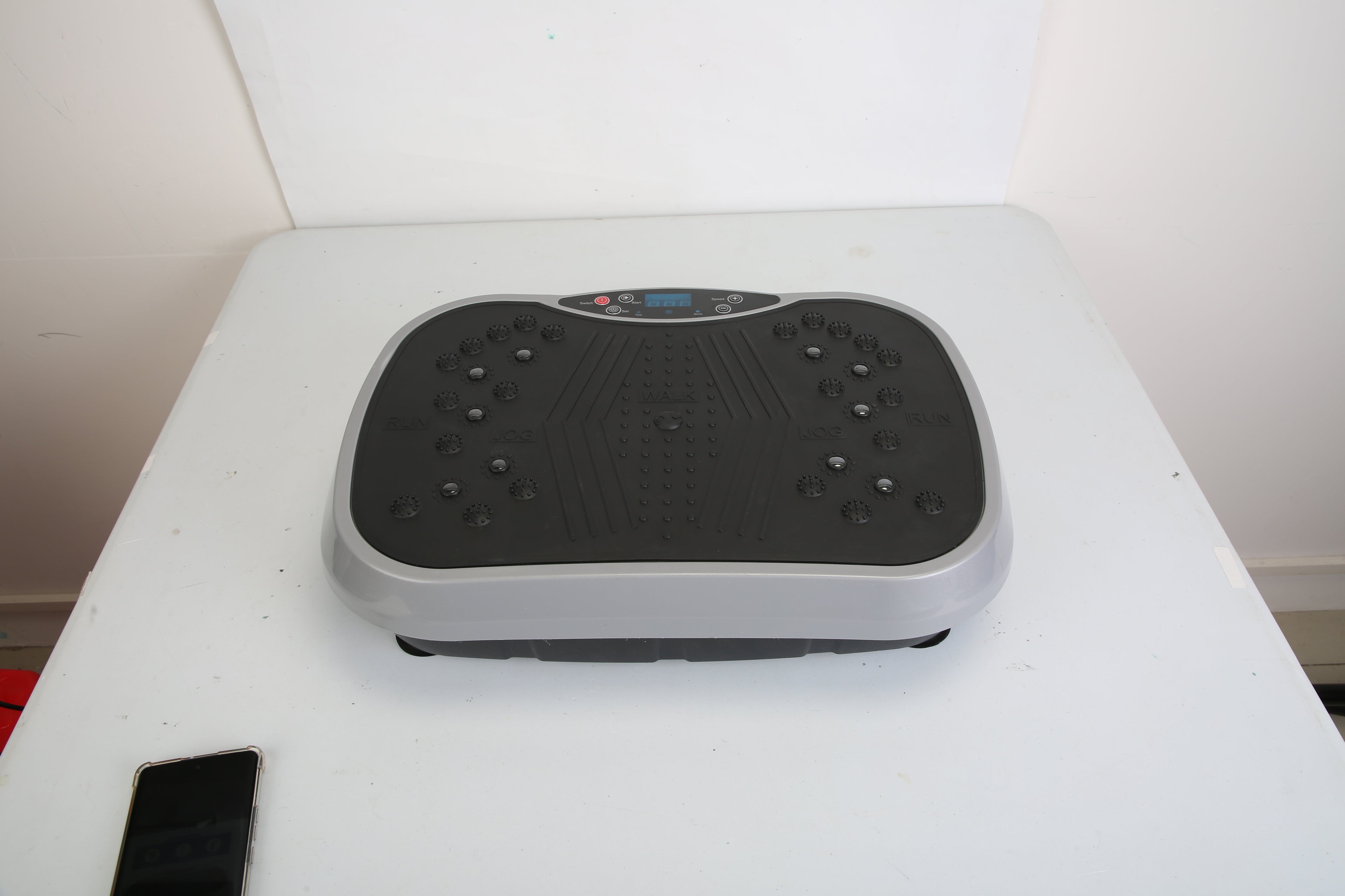 Vibration Exercise Machine with Resistance Bands & Remote Control